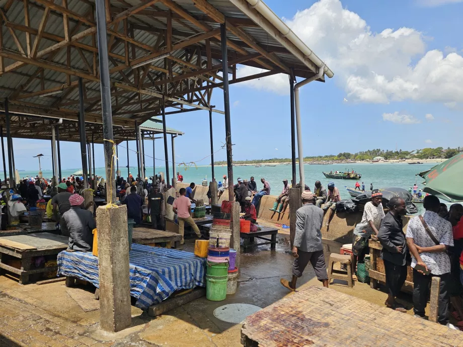 Trh s rybami Ferry Fish Market