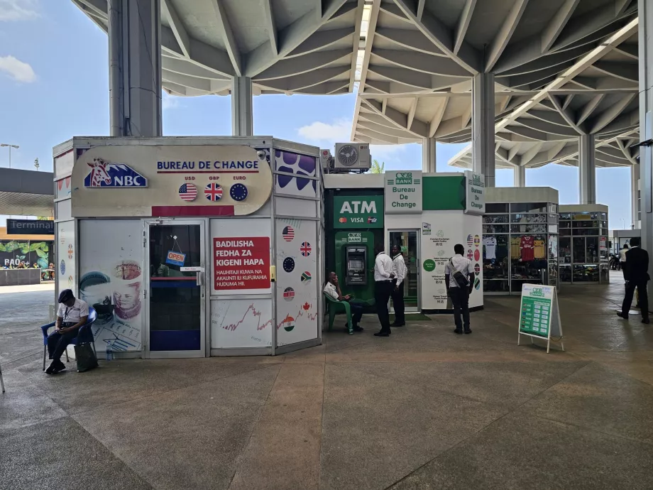 Bankomaty a zmenárne, terminál 2