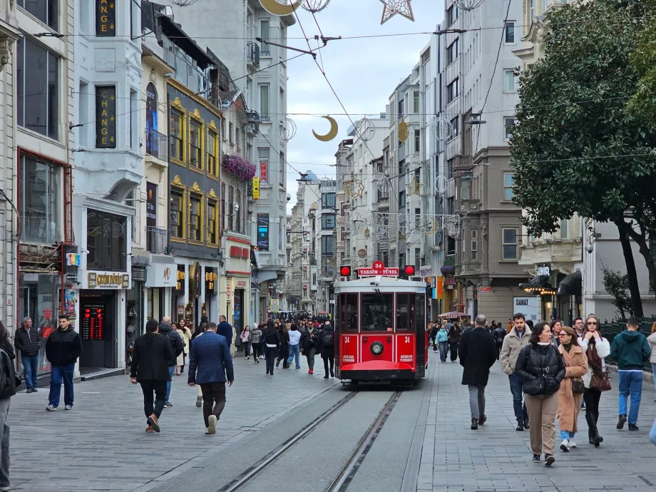 Historický Taksim - električka Tünel