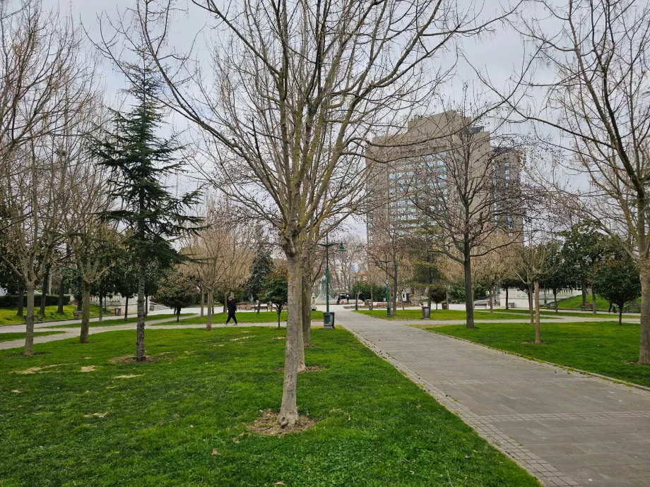 Park na námestí Taksim