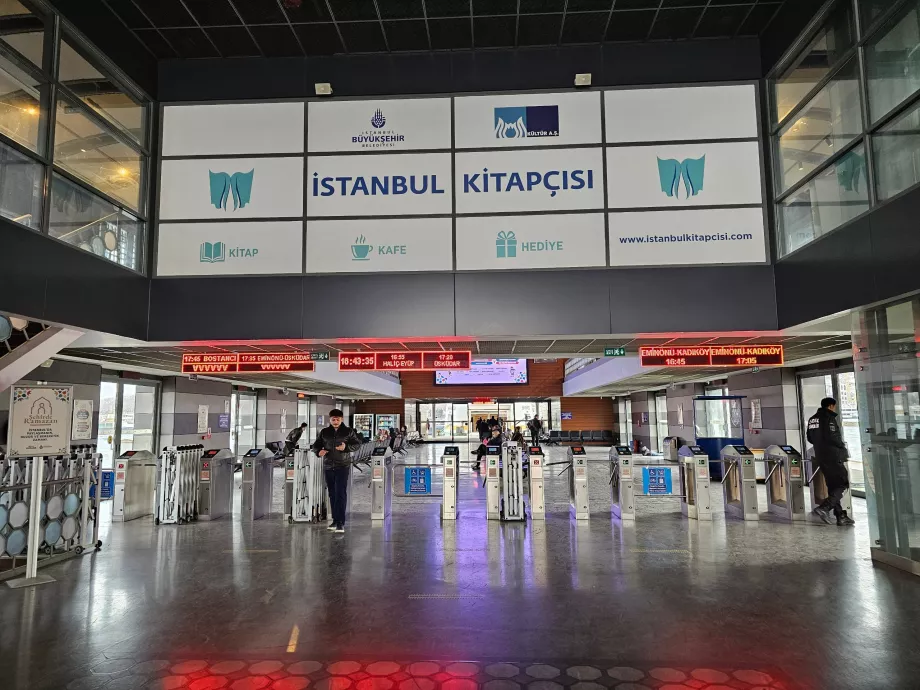 Trajektový prístav Karaköy