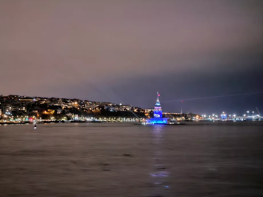 Nočná plavba trajektom