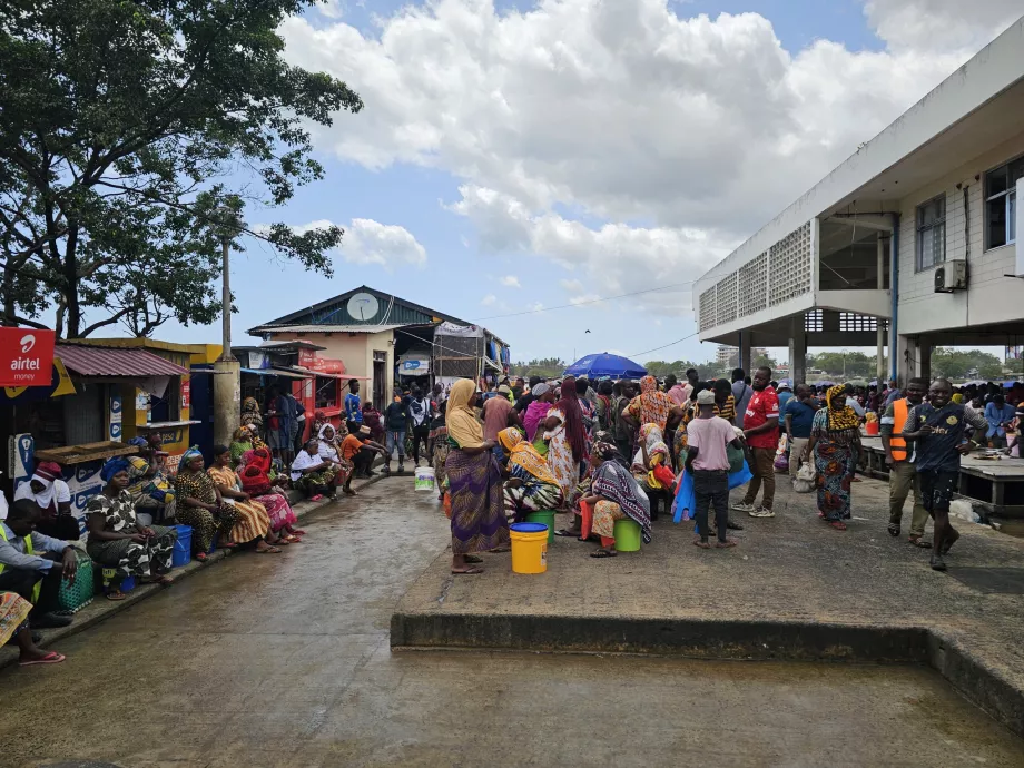 Trh s rybami Ferry Fish Market
