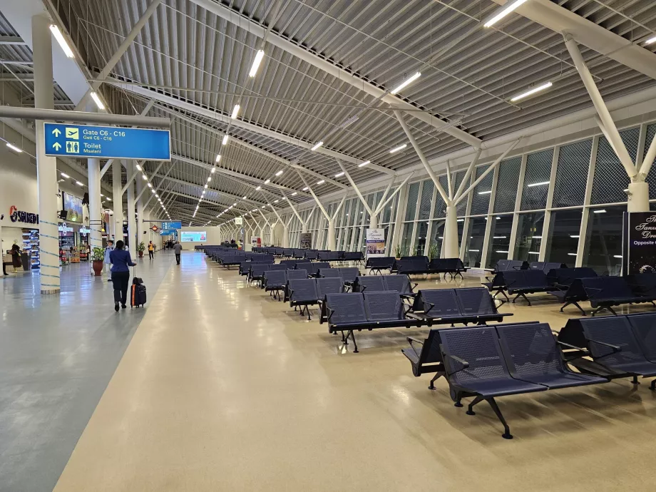 Terminál 3, odletové brány