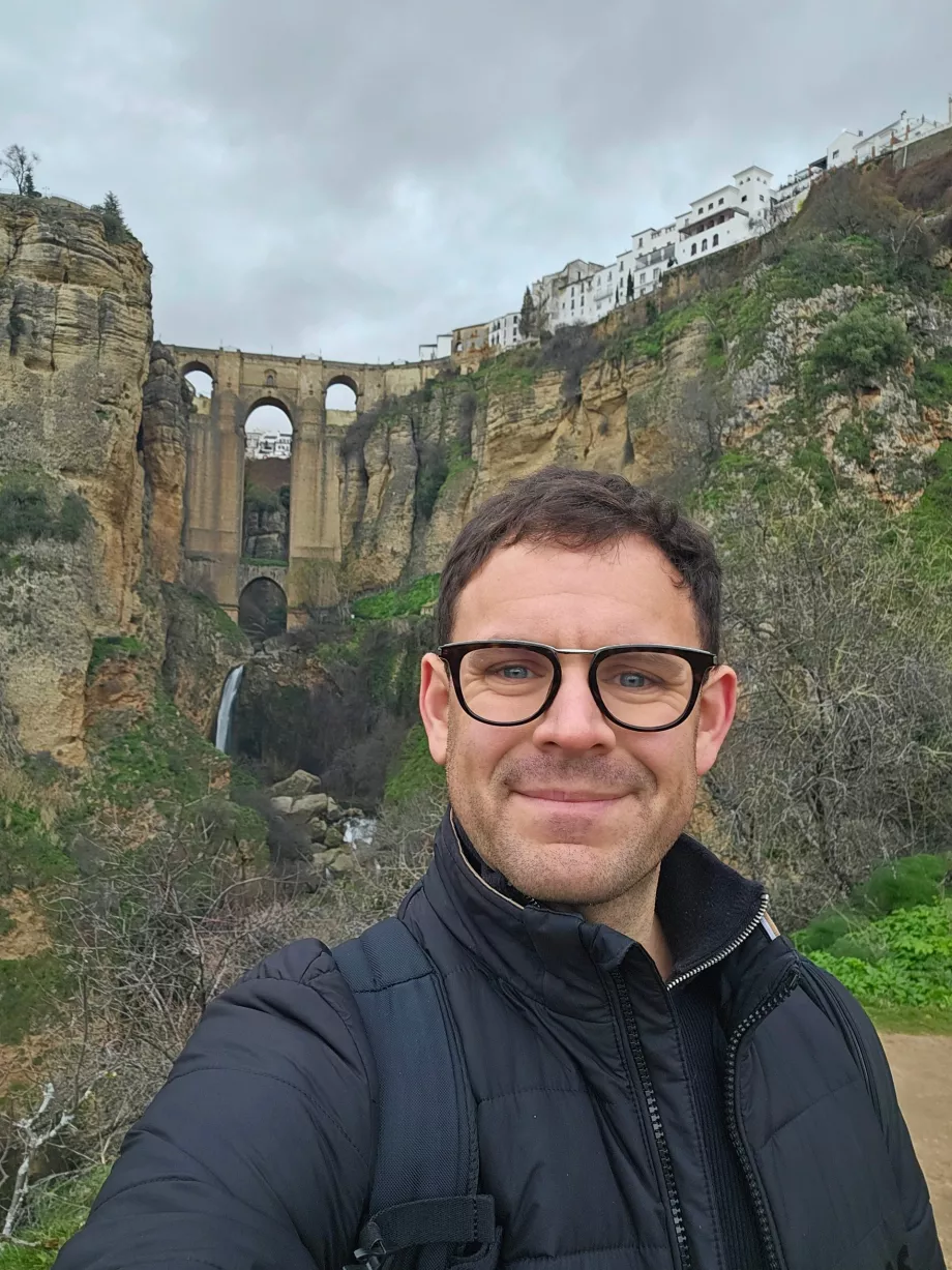 Ja na vyhliadke Mirador Puente Nuevo
