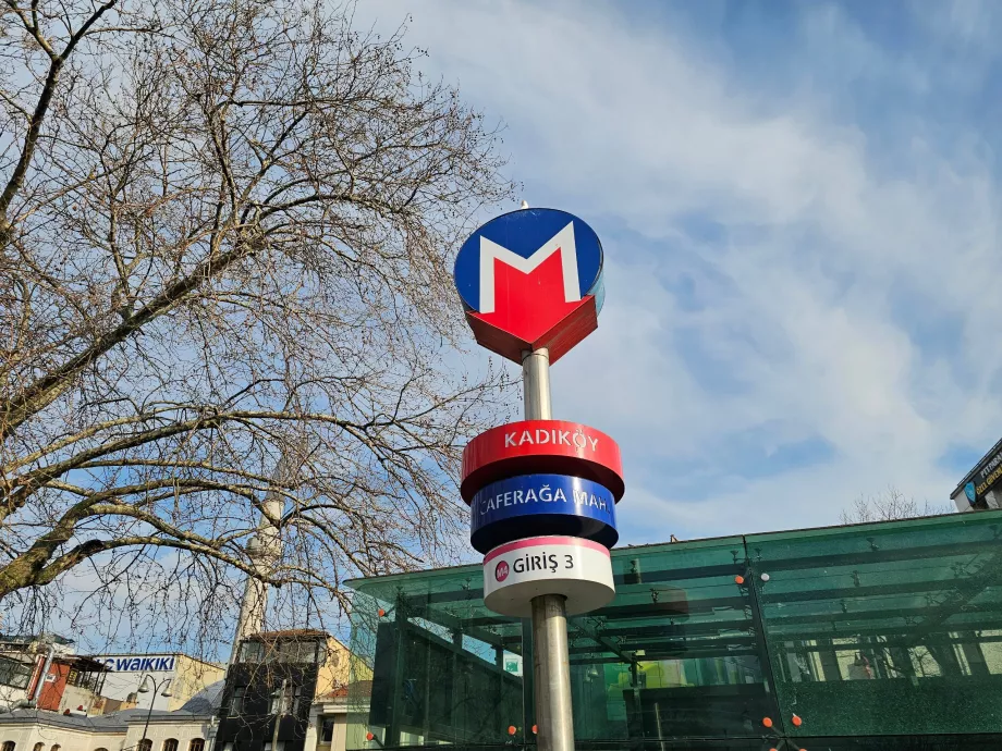 Označenie stanice metra