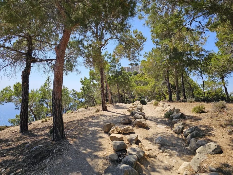 Hrad Monolithos