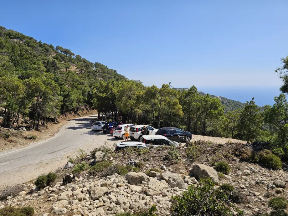 Parkovanie na hrade Monolithos