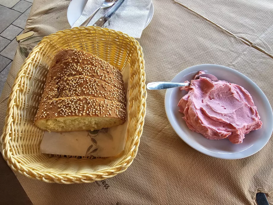 Šalát s rybími ikrami