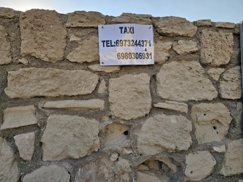 Telefónne číslo na taxík
