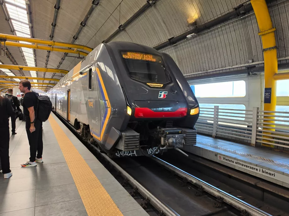 Vlak na letisku Fiumicino