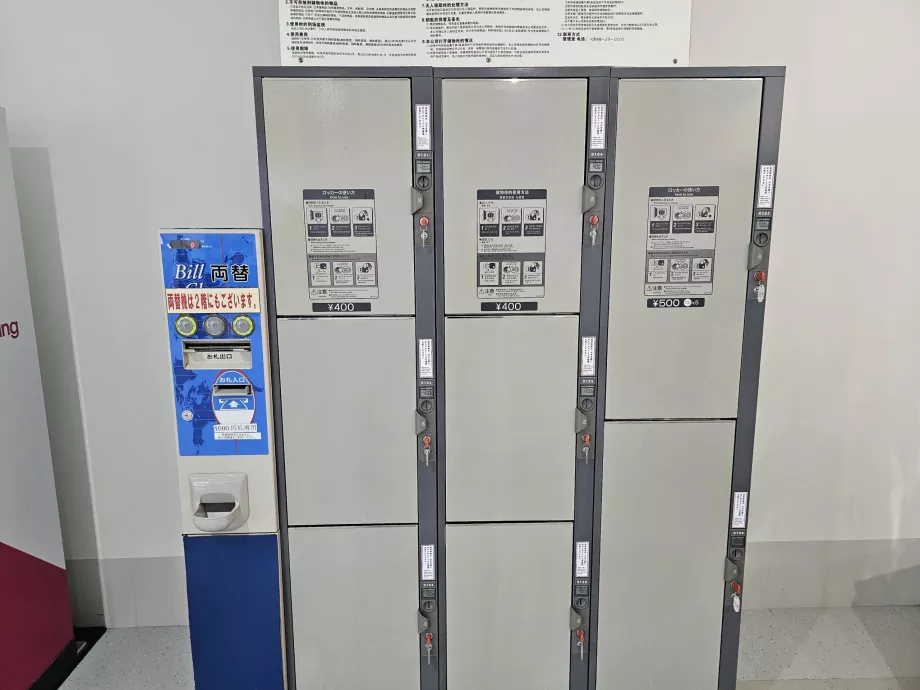 Skrinky na odkladanie batožiny