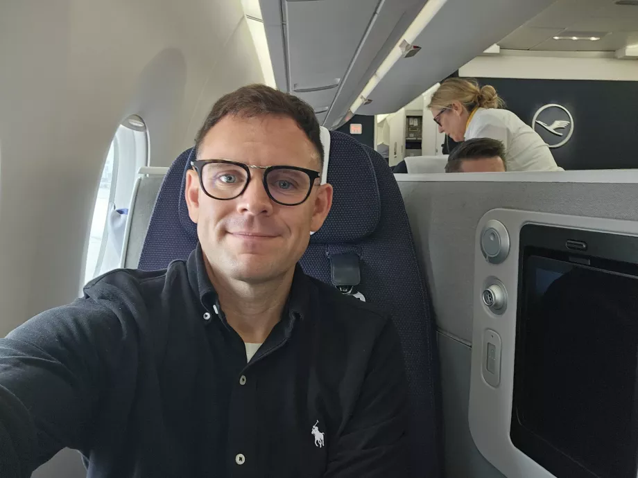 Ja v biznis triede Allegris