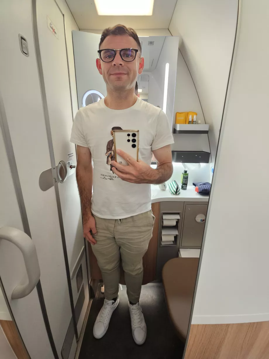 Christopher na záchode