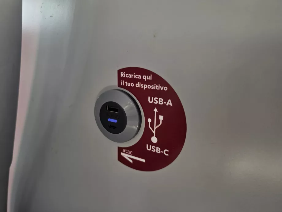 Konektory USB v autobusoch
