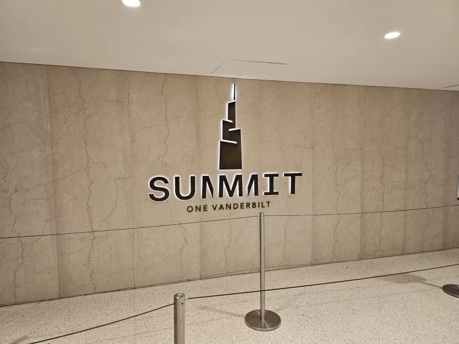Summit One Vanderbilt, vnútorný vchod