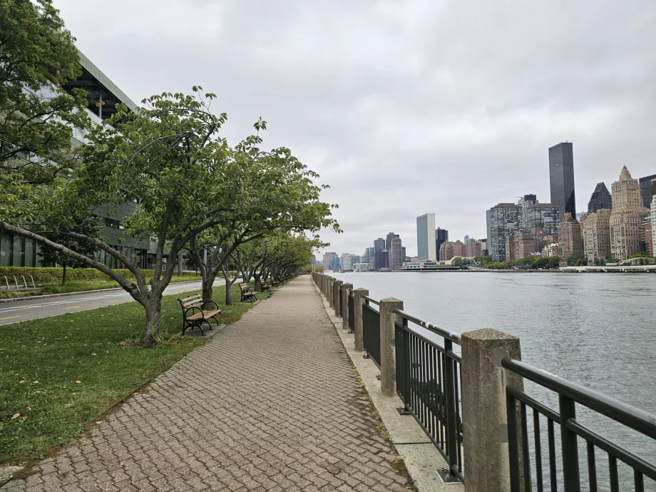 Promenáda na ostrove Roosvelt