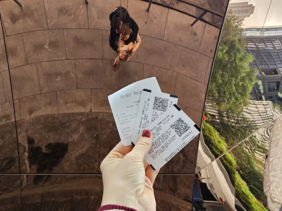 Vstupenky na loď Vessel