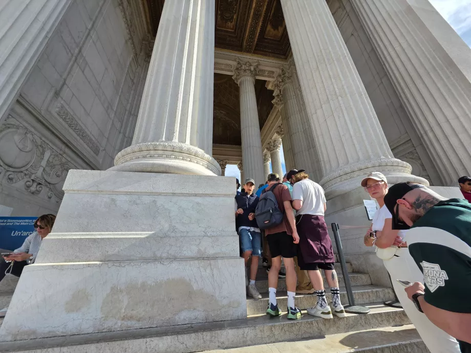 Altare della Patria, predaj vstupeniek