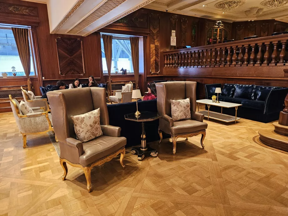 Vstupná hala hotela Plaza