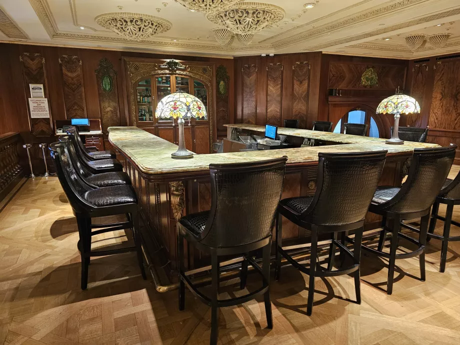 Salónik vo vstupnej hale