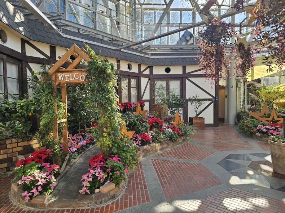 Skleník v bylinkových záhradách Nunobiki