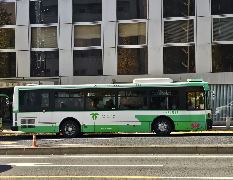 Mestský autobus v Kobe