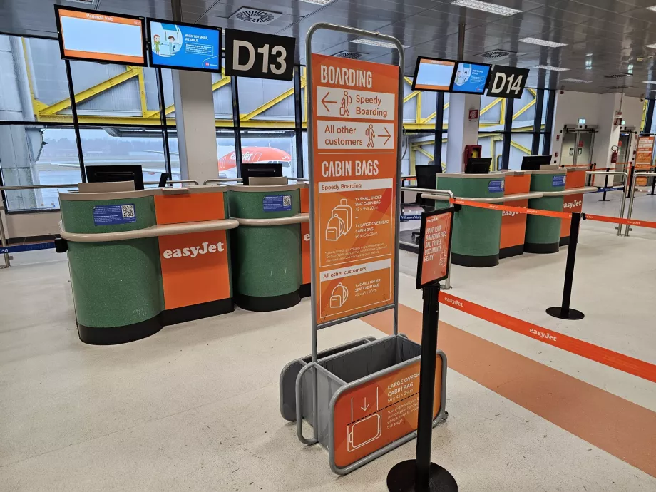 Šablóna, väčšia príručná batožina