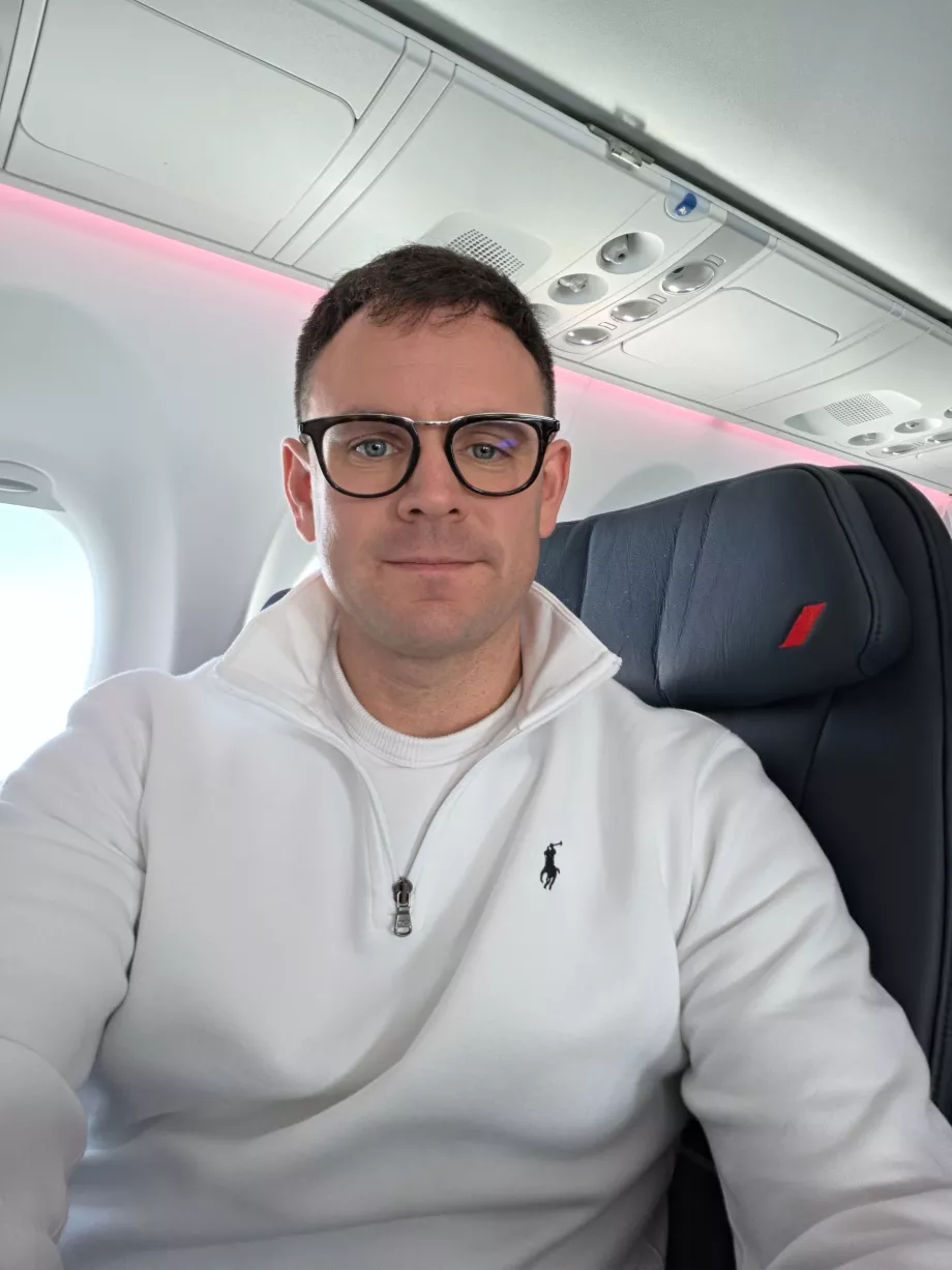 Ja v business triede v lietadle Airbus A220