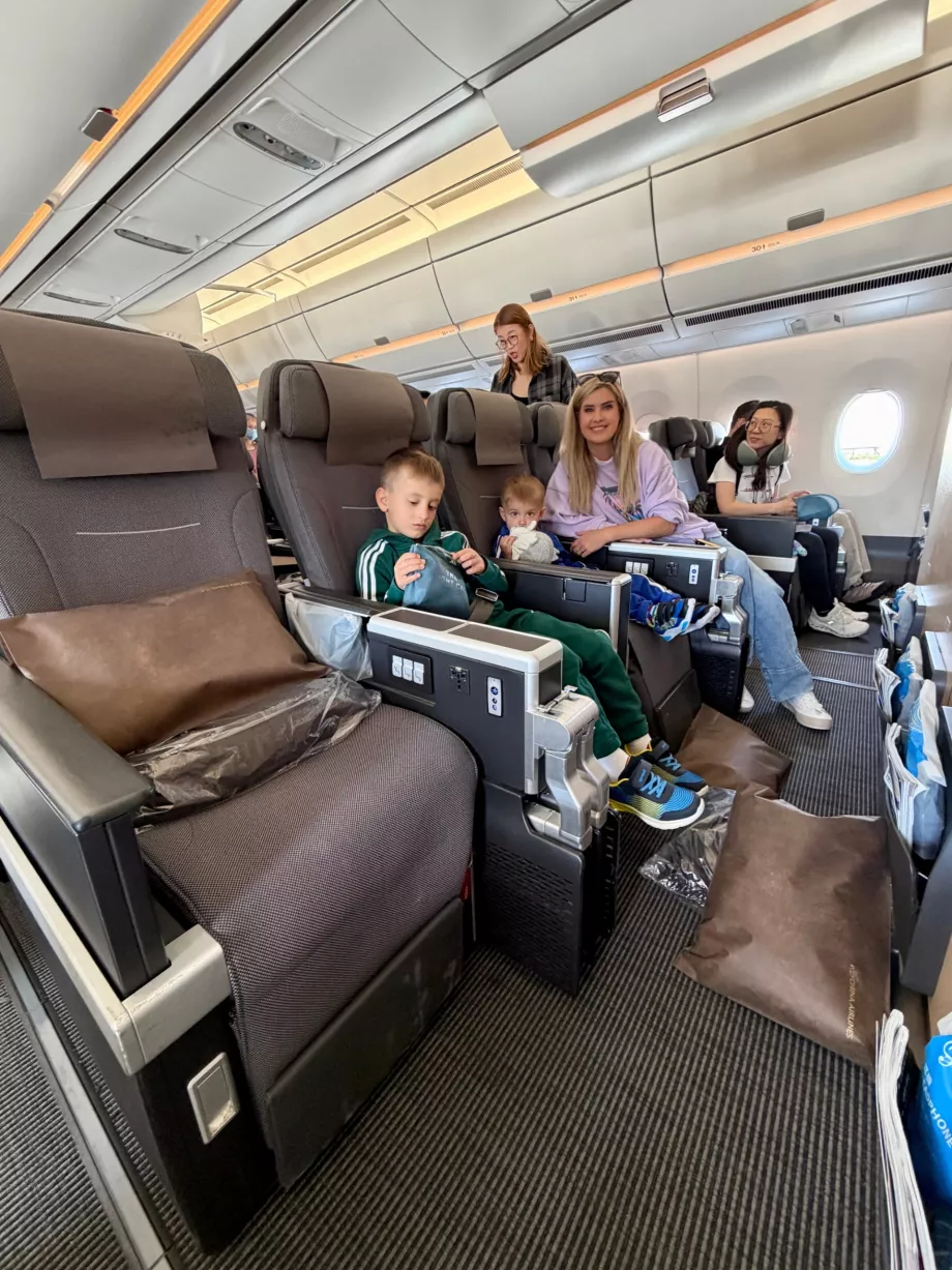 Naša rodina v prvom rade Premium Economy