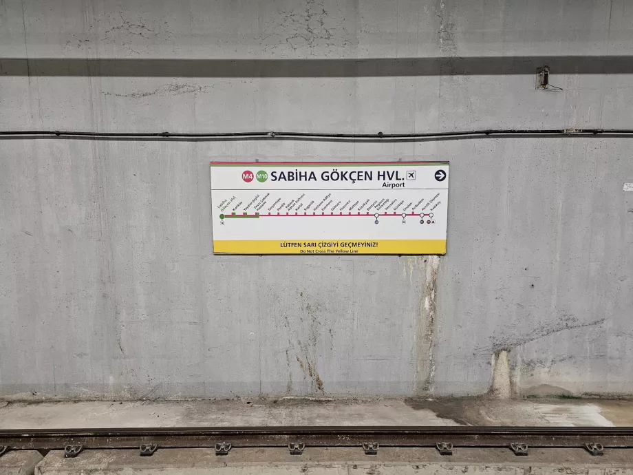 Stanica metra na letisku Sabiha Gokcen
