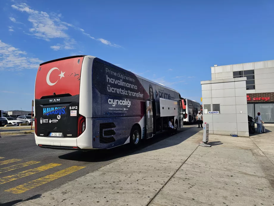 Havabus zastavuje smerom do centra