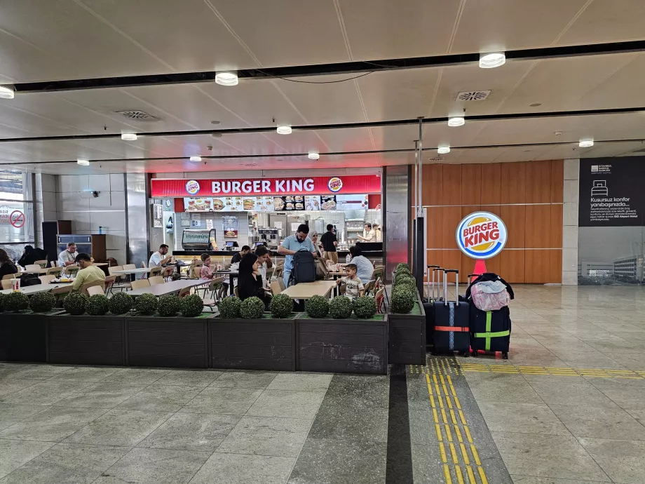 Burger King, verejný príletový priestor