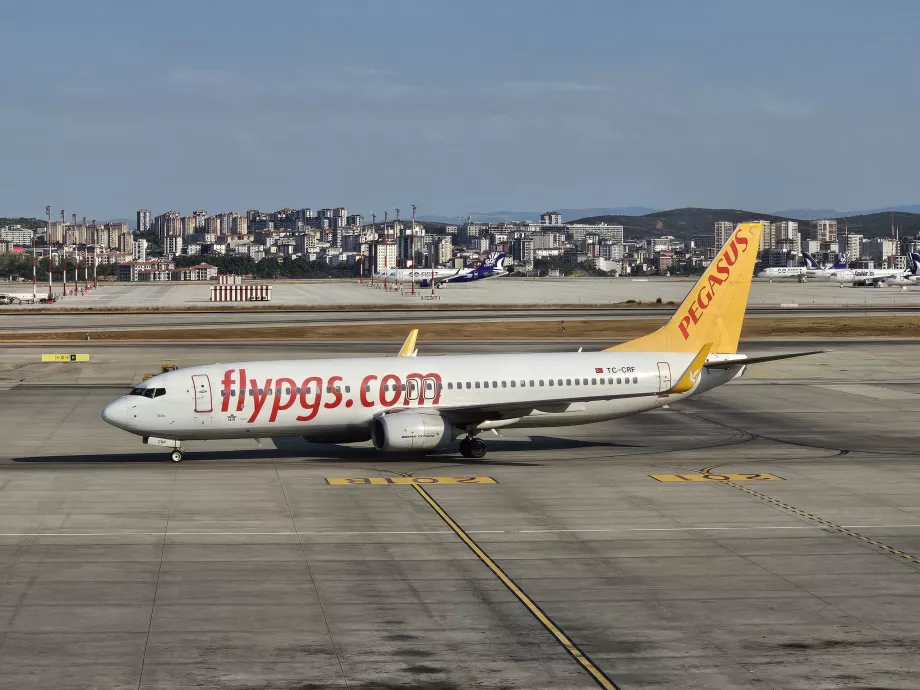 Pegasus Airlines, Boeing 737-800, letisko Istanbul SAW